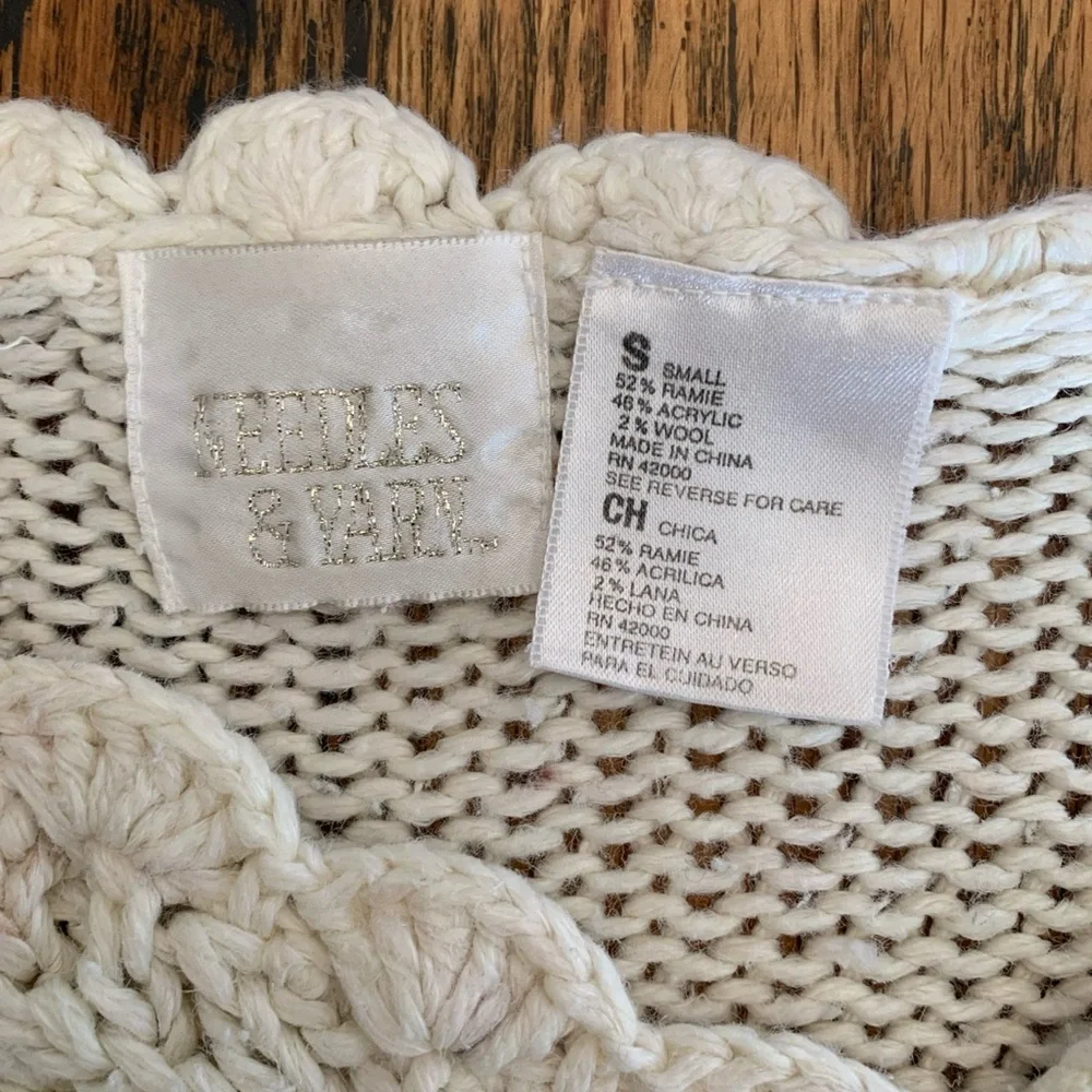 VINTAGE Needles & Yarn KNITTED Women’s Sweater Cottagecore Embroidered Floral S